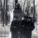 Увольнение в город... Амундсен... мы когда-то про него читали...