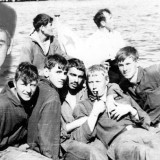 В. Иванов, М. Петров, Ю. Троскин, И. Никольский, Д. Столетнев , на дальнем плане В. Пастухов. (фото Ю. Троскина - левый верхний угол)